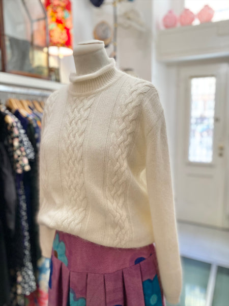 Maglione bianco misto angora