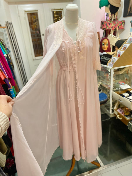 Set camicia da notte e vestaglia rosa baby