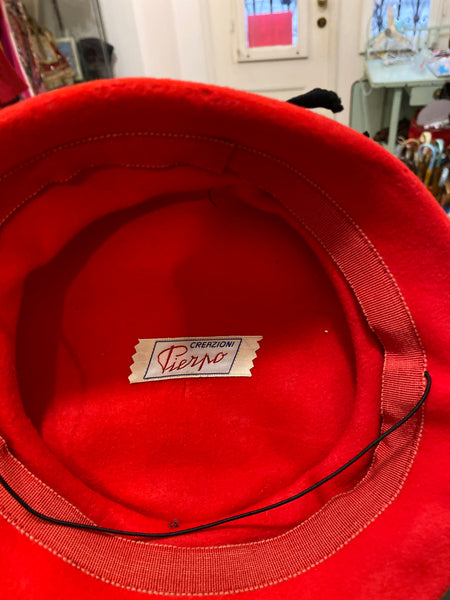 Cappellino rosso 50s