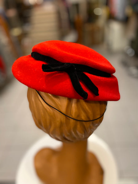 Cappellino rosso 50s