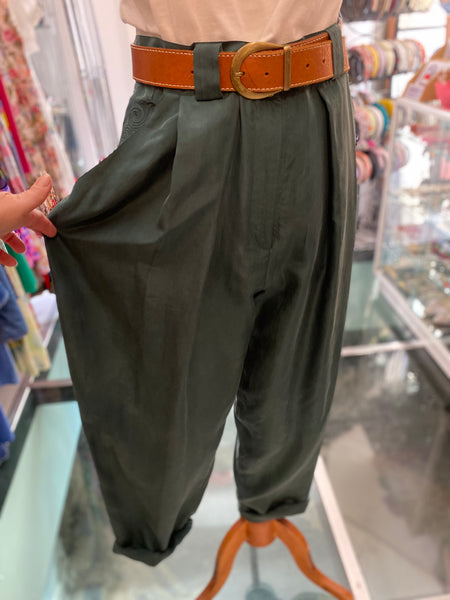 Pantaloni seta lavata verde bosco