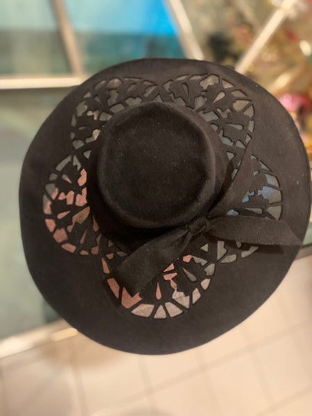 Cappello anni 40 traforo