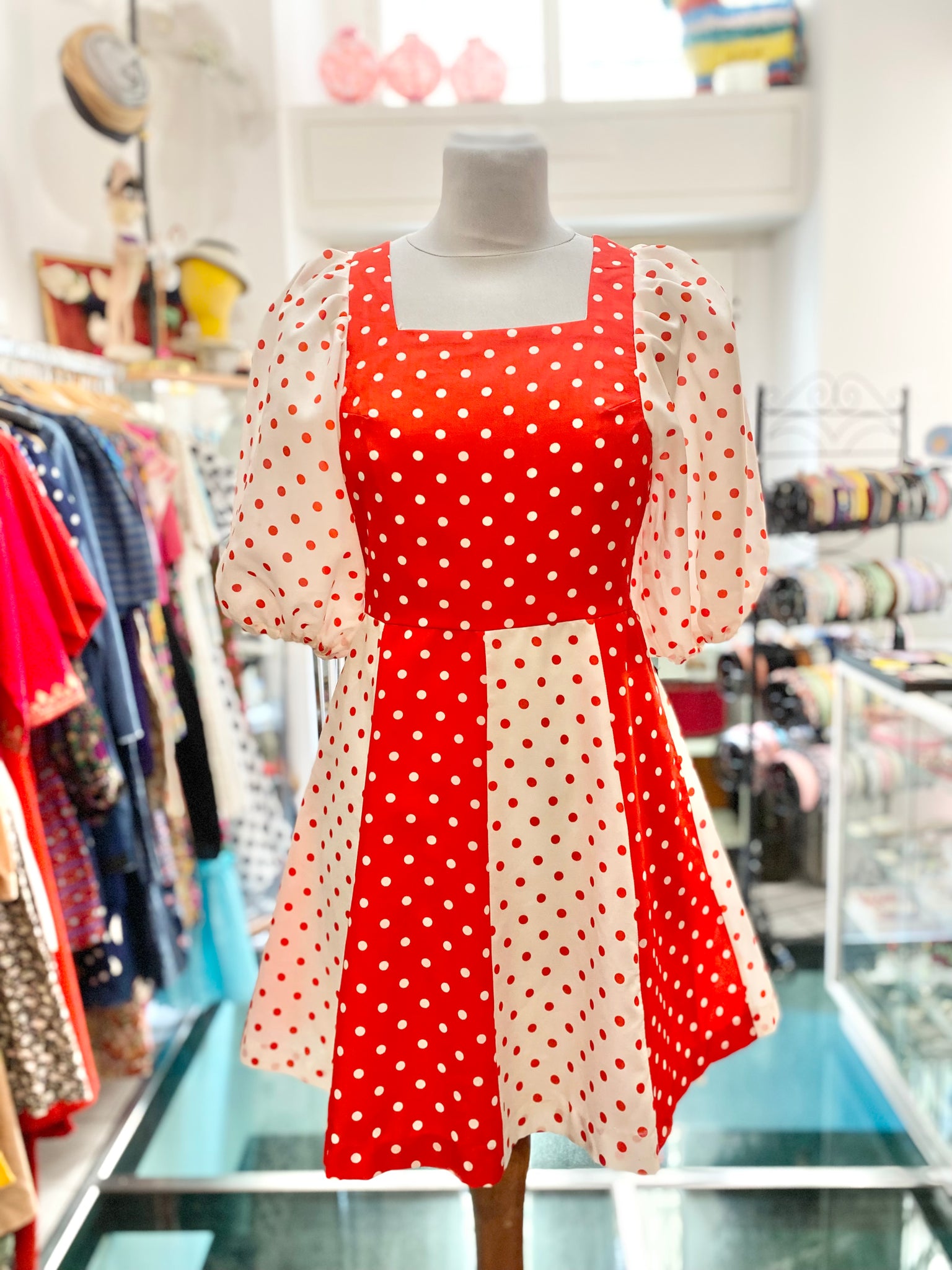 Abito 70s pois