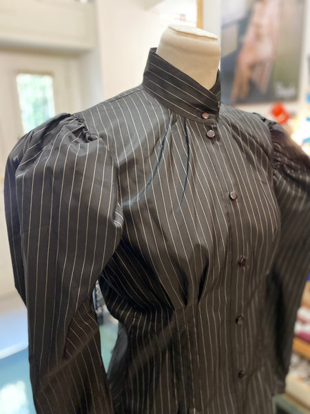 Camicia 80s stile vittoriano