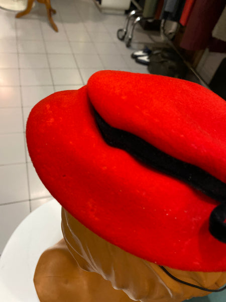 Cappellino rosso 50s