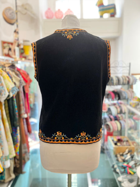 Gilet ricamato a mano 70s