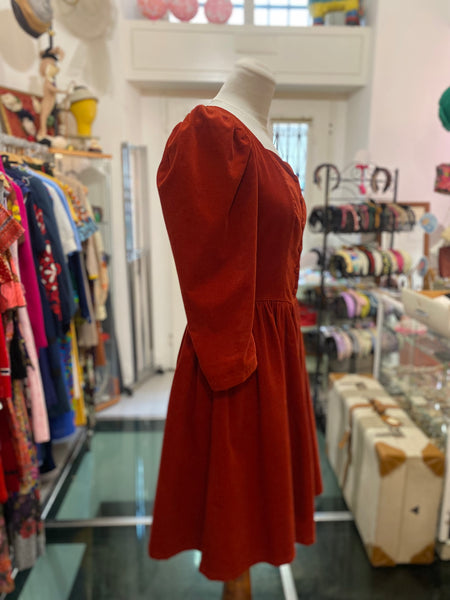 Laura Ashley bordeaux velluto