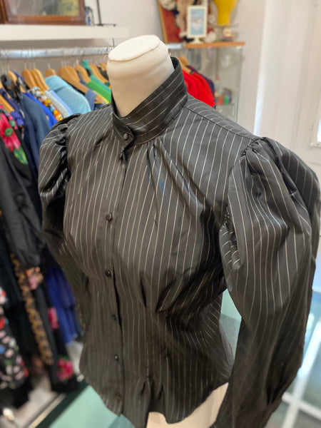 Camicia 80s stile vittoriano