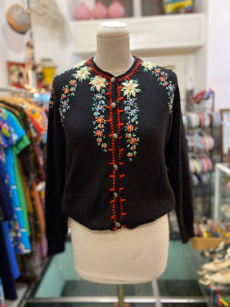 Cardigan fiori ricamati